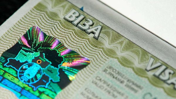 Беларусь вводит электронные визы для  граждан 67 стран