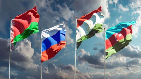 Путин обсудил межгосударственные отношения с президентами Азербайджана, Беларуси и Таджикистана