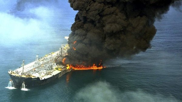 Россия приостановила загрузку иностранных танкеров в портах Черного моря из-за участившихся случаев саботажа