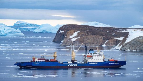 Российская транспортная группа FESCO доставляет грузы на индийские антарктические станции