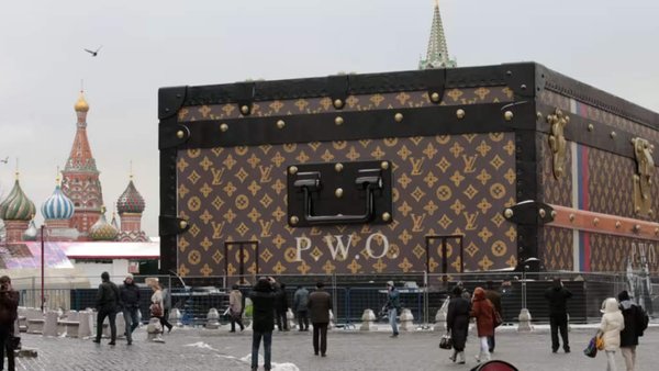 Louis Vuitton Preparing To Return To The Russian Market? 