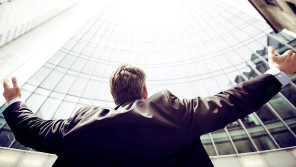 Russia Sets Qualified Investor Minimum Investor Income At US$150,000