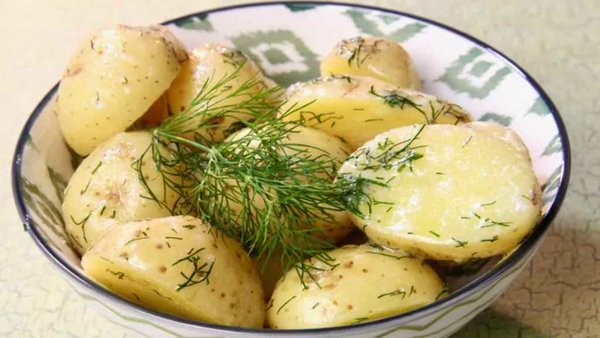 Russia Achieves Self-Sufficiency From Domestic Potato Harvest 