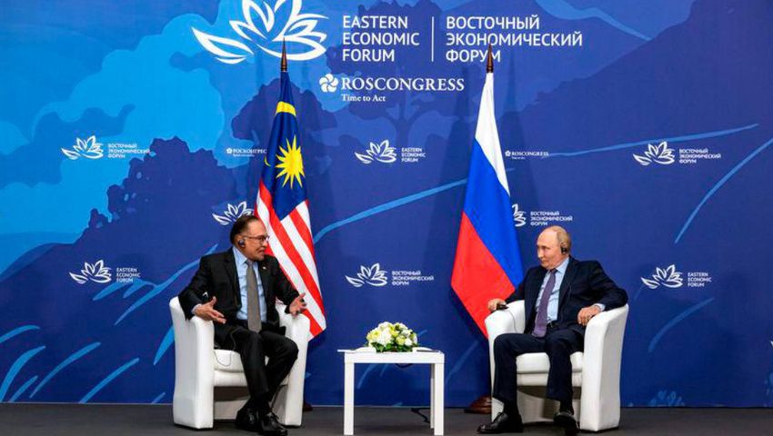 Anwar Ibrahim and Putin