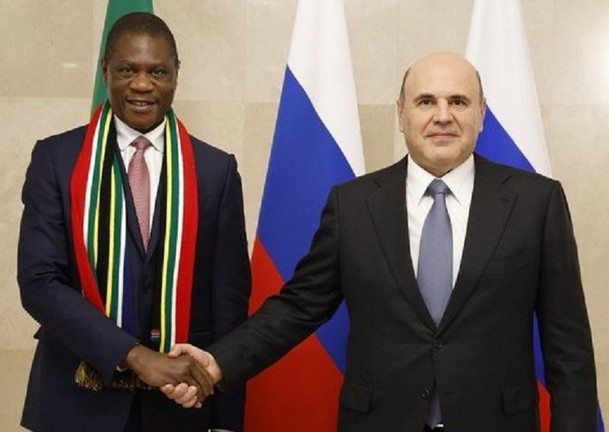 Mikhail Mishustin with Paul Mashatile 