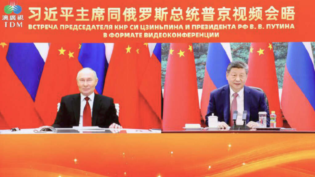 Vladimir Putin and Xi Jinping