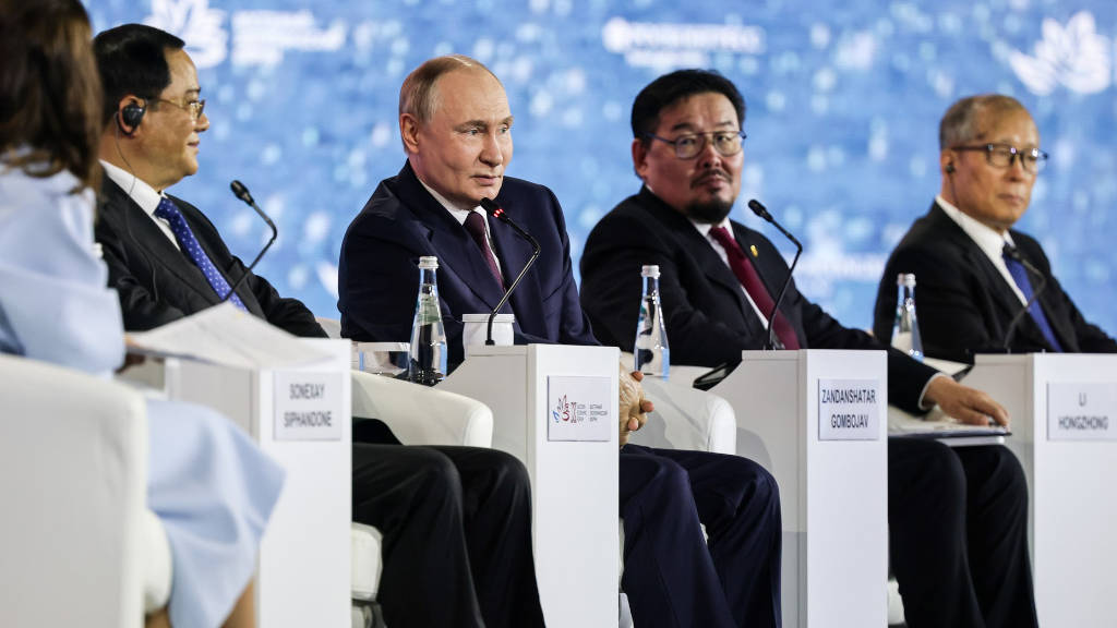 Putin FEEF