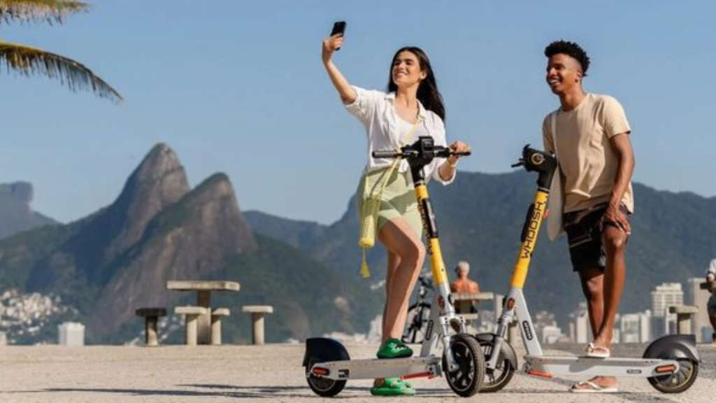 Russia’s Whoosh EV Bike Sharing Service Enters Colombia Market